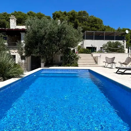 Blue Bay With Private Pool *