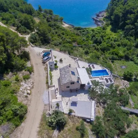 Villa Blue Bay With Private Pool *